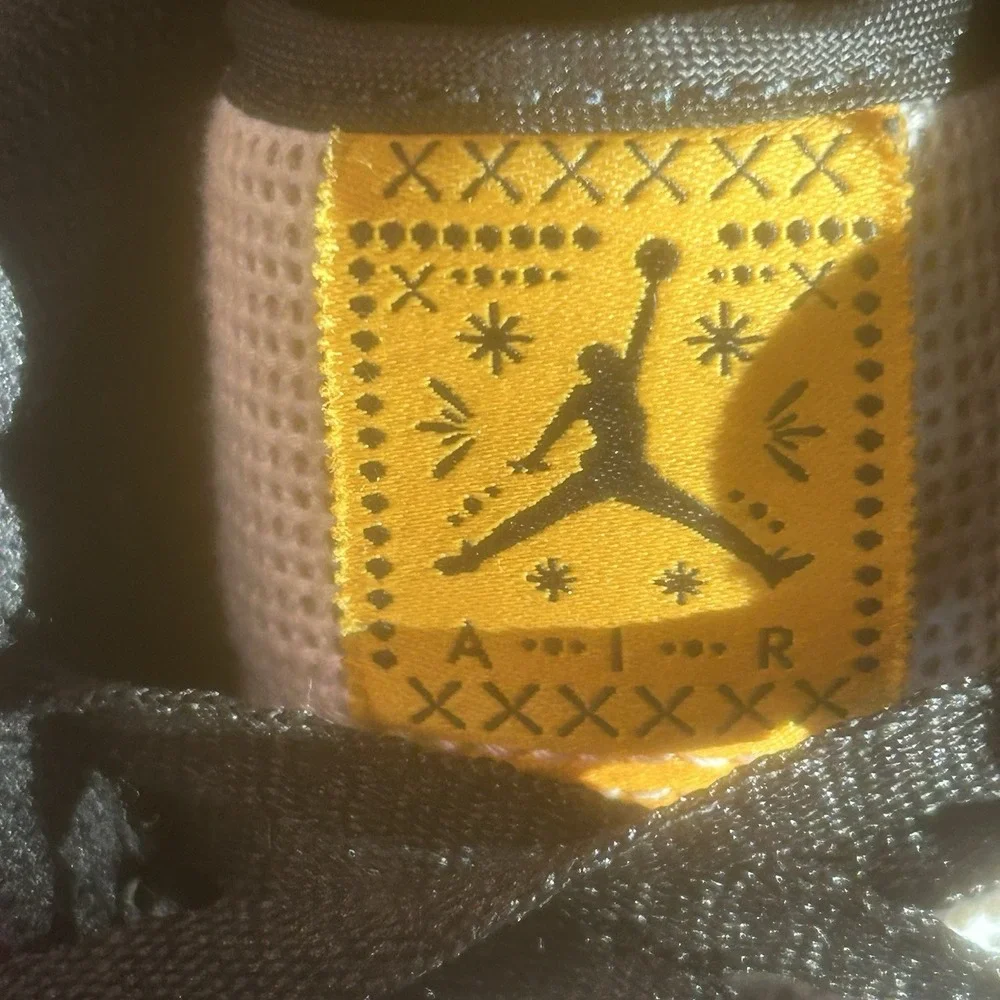 Air Jordan 1 Mid Día de Muertos Women's‎ 8 Fuchsia White Orange 2020 DC0350-100